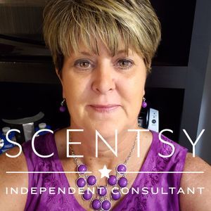 Meet your Posher, Peggy